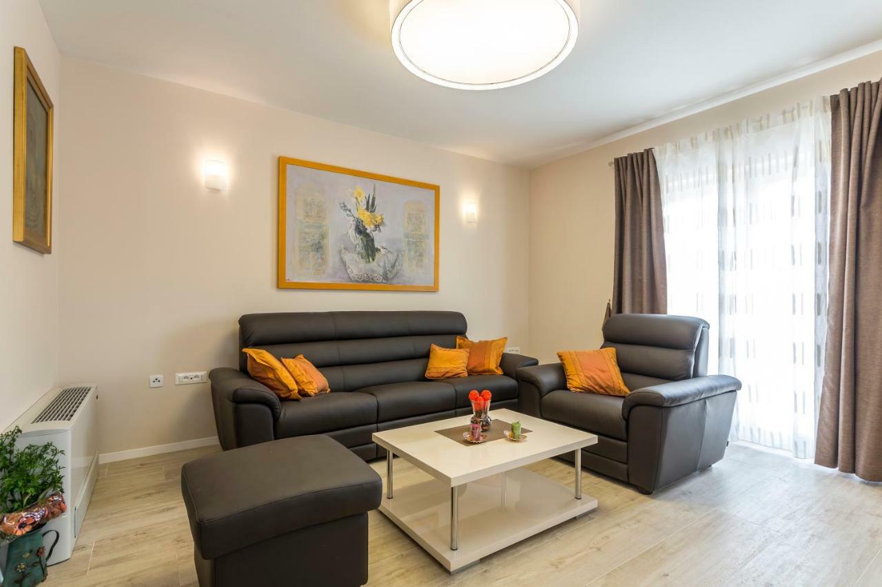 Villa Flores Rogoznica  Zewnętrze zdjęcie