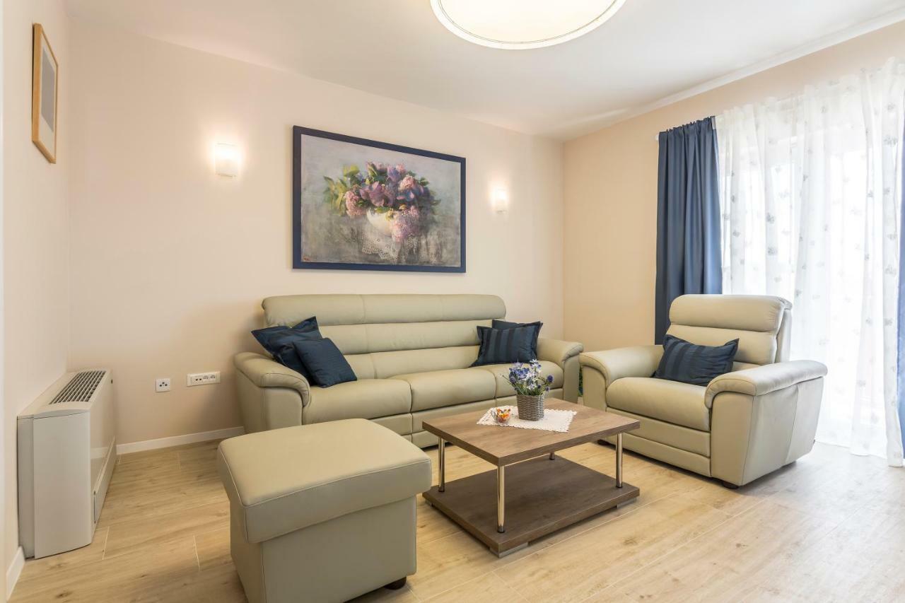 Villa Flores Rogoznica  Zewnętrze zdjęcie